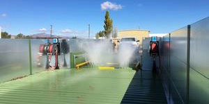 Car wash undercarriage cleaning